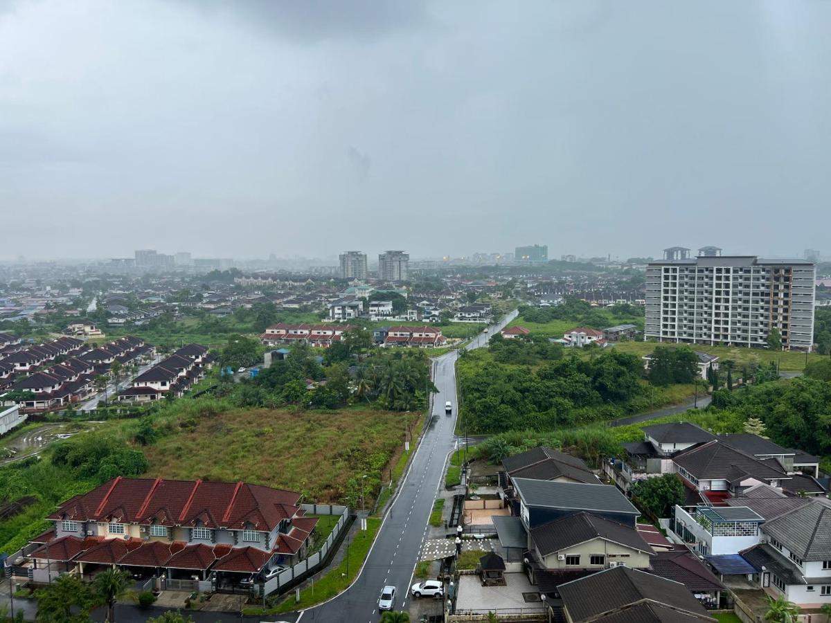 Imperial Grand Suite Apartment Kuching Eksteriør billede